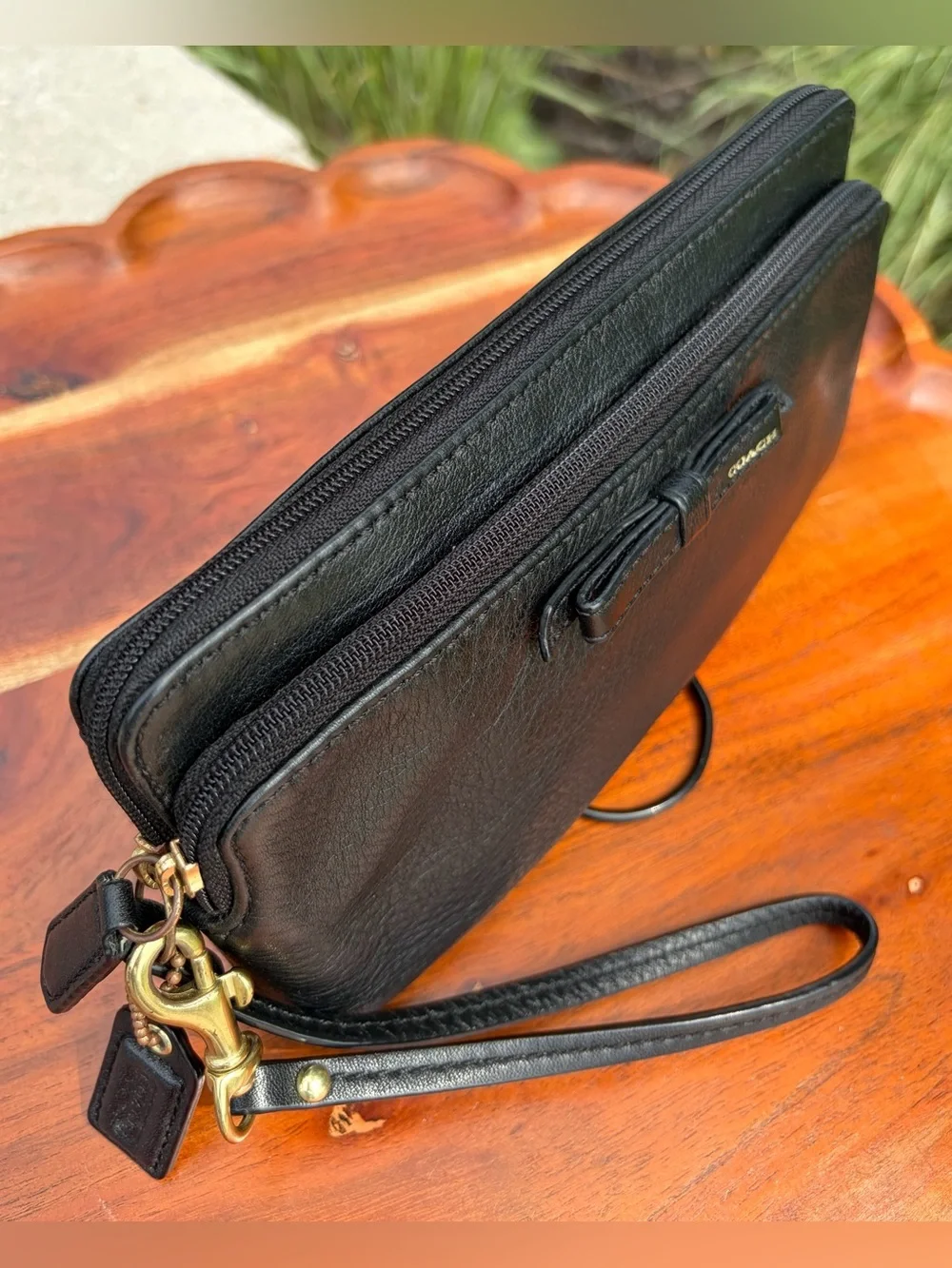 Coach Black Leather Double-Pocket Wristlet Clutch EUC